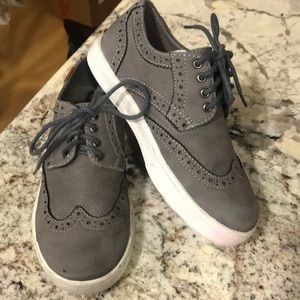 Boys dressed sneaker shoes